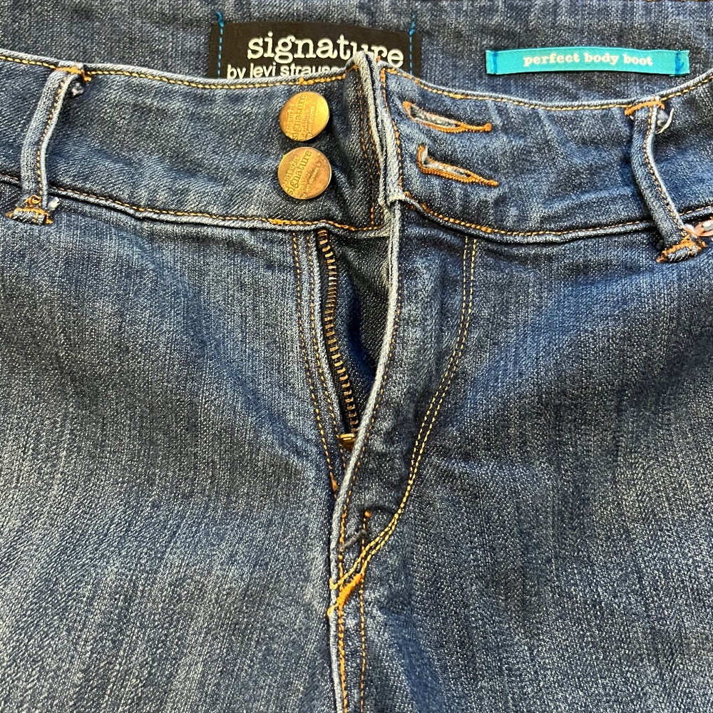 Signature by Levi Strauss Perfect Body Boot Cut Jeans